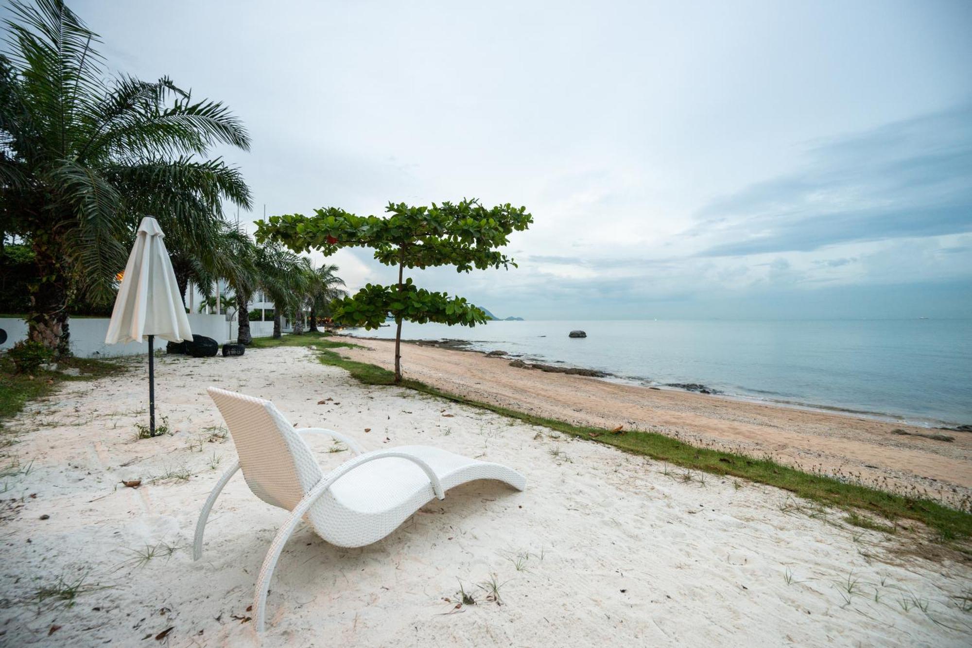 Pure Sunset Beach - Ocean View Room, Pattaya Na Chom Thian Exterior photo